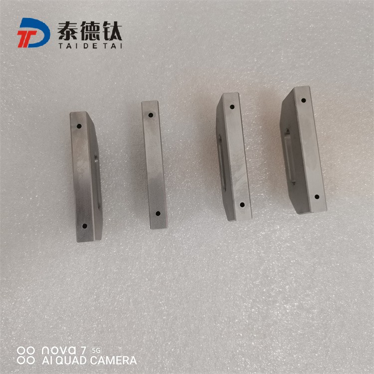 鈦加工件